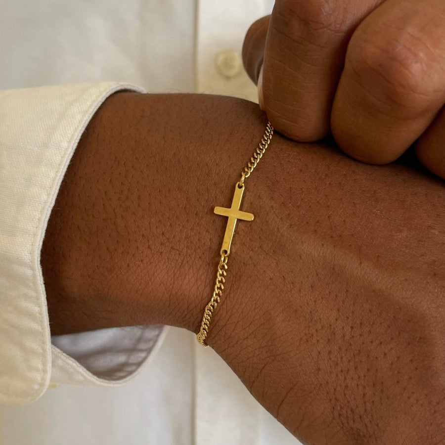 CROSS BRACELET | 18K Gold - Vetro Watches